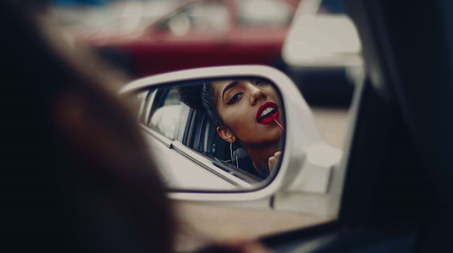 long-lasting lip color